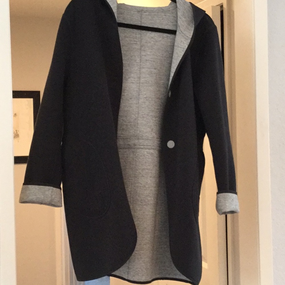 Lululemon reversible jacket
